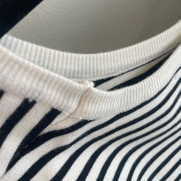 High quality white and black striped top - Picture 4 of 7